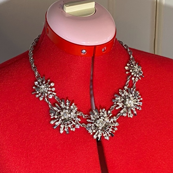 Banana Republic Silver Starburst Statement Necklace - Picture 6 of 7